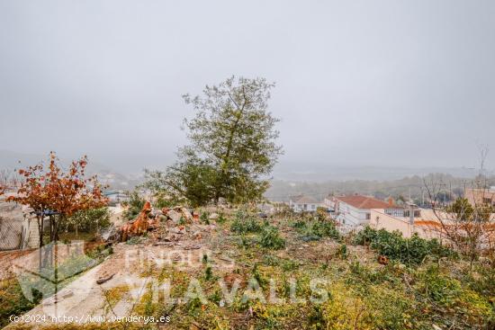 Solar de 571 m2 con vistas al valle y la montaña! - BARCELONA