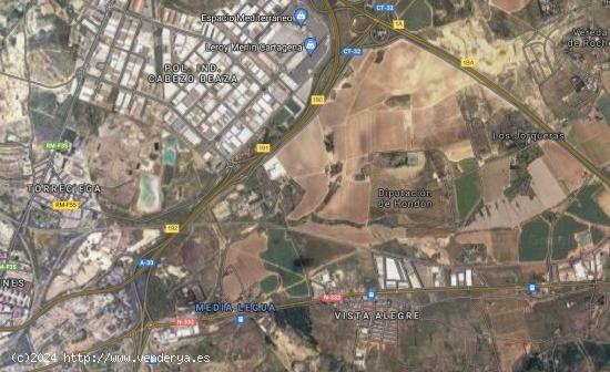 Se vende finca rústica de 72.000 m2 en La Media Legua junto al Polígono Industrial Cabezo Beaza. -