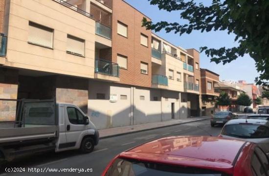  Local comercial en venta en Calle NUESTRA SEÑORA DE LA SALUD, Alcantarilla - MURCIA 