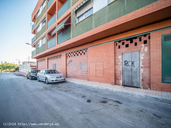 Local en venta en calle America, 11, Espinardo Murcia - MURCIA