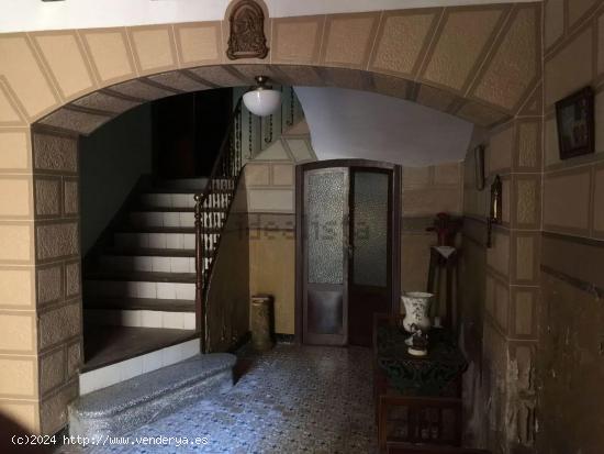  Casa adosada en venta en el centro de Cocentaina. - ALICANTE 