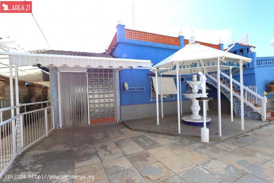 CHALET EN VENTA EN LLIRIA - VALENCIA