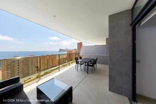 Moderno piso de lujo de 2 dorm. en Sunset Cliffs, Playa de Poniente - www.inmobiliarialesdunes.com -