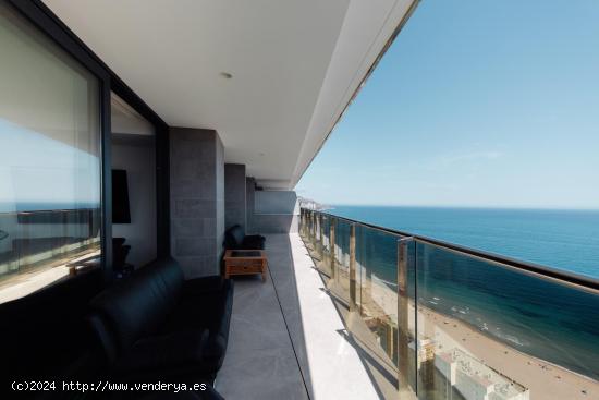  Piso excepcional de 3 dormitorios en Sunset Cliffs, Playa de Poniente - www.inmobiliarialesdunes.com 