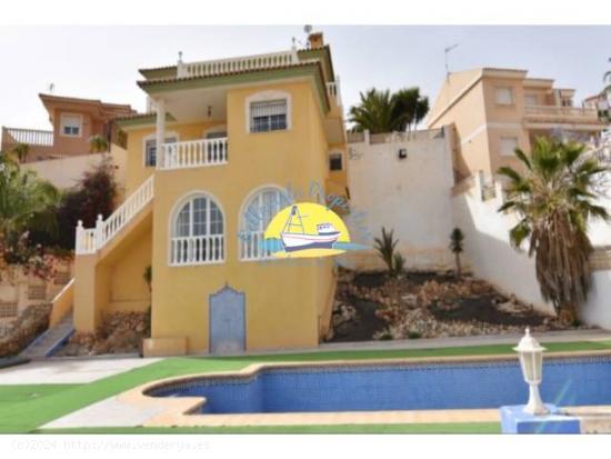 Chalet en venta en Bolnuevo - MURCIA