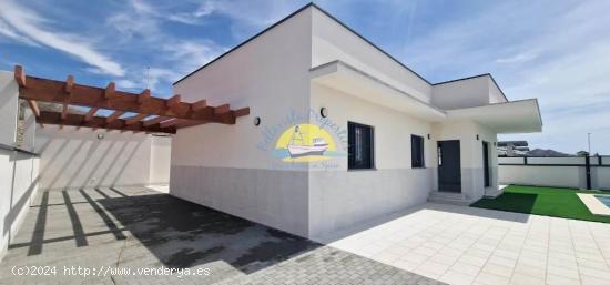 CHALET CON PARCELA Y PISCINA PRIVADA! - MURCIA