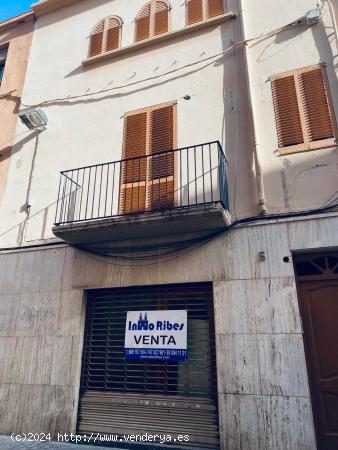  Edificio en pleno centro de Vilanova i la Geltrú. - BARCELONA 