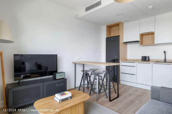 Apartamento de 2 dormitorios en alquiler en Madrid - MADRID