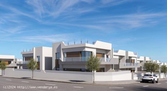 Bungalows de 2/3 dormitorios y 2 baños con piscinas comunitarias, zona San Miguel de Salinas - ALIC