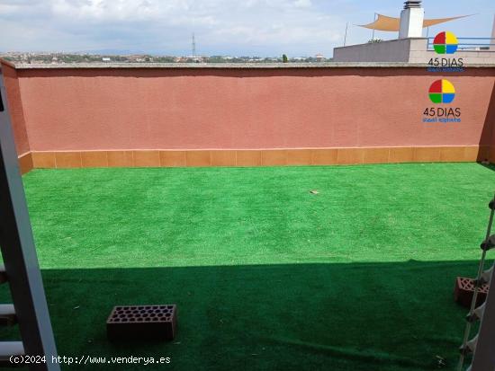 Habitación para estudiantes en alquiler en cerdanyola del vallés zona de serraparera - BARCELONA