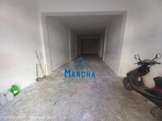 INMOBILIARIA LA MANCHA VENDE GARAJE - LOCAL EN ZONA FERIA. - ALBACETE