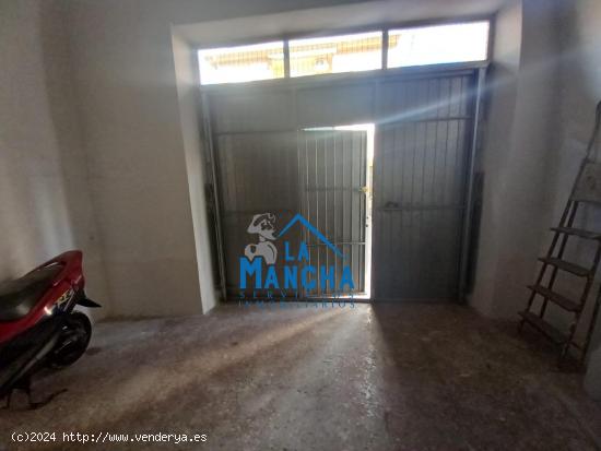 INMOBILIARIA LA MANCHA VENDE GARAJE - LOCAL EN ZONA FERIA. - ALBACETE