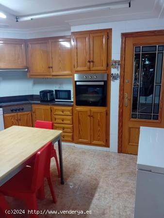 Piso en venta en vía principal de Tavernes - VALENCIA