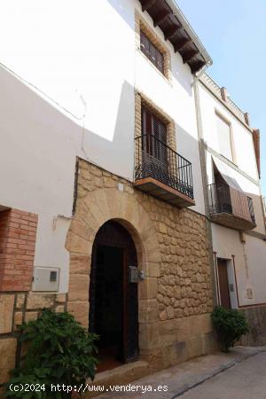 CASA EN VENTA EN LA CODOÑERA. Ref VL07172024. - TERUEL