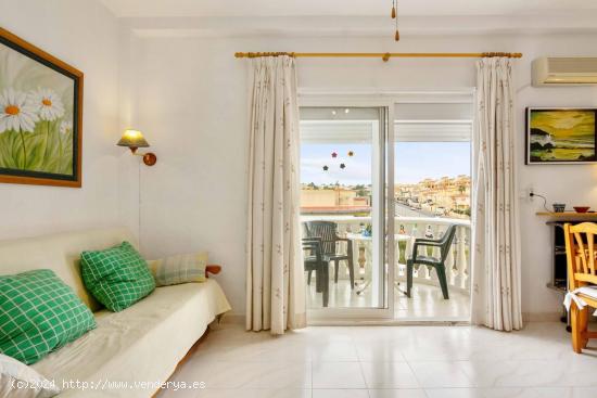 Apartamento con vistas abiertas en Las Filipinas, Orihuela Costa - ALICANTE