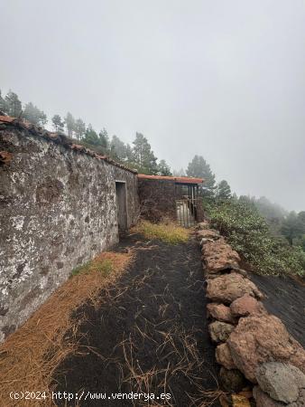 Venta de terreno con casita en  Las Manchas, La Palma - SANTA CRUZ DE TENERIFE