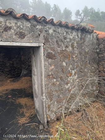 Venta de terreno con casita en  Las Manchas, La Palma - SANTA CRUZ DE TENERIFE