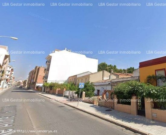 SOLAR PARA CONSTRUCCIÓN DE BLOQUE DE PISOS - Linares