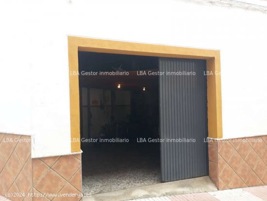 Casa con local comercial. - Bailén