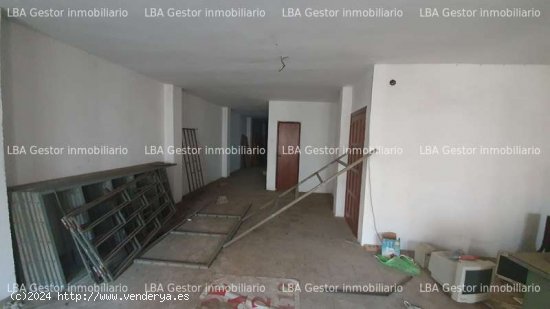 Local comercial junto al ayuntamiento. - Linares