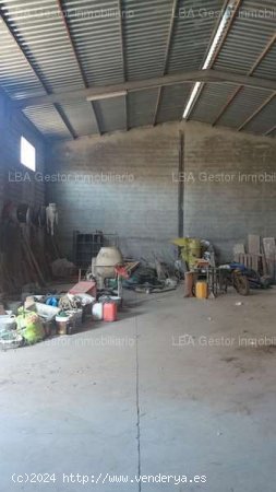 NAVE INDUSTRIAL EN ESQUINA - Baños de la Encina