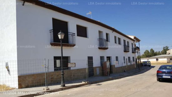  PISO EN PLANTA BAJA CON PATIO - Baños de la Encina 