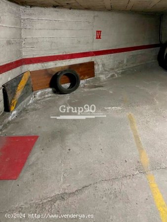  SE ALQUILA PLAZA DE PK PARA 2 MOTOS O COCHE MUY PEQUEÑO 