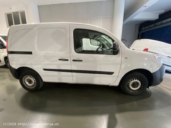 Renault Kangoo Fg. 1.5dCi Profesional 85cv. - GARANTIA MECANICA - Barcelona