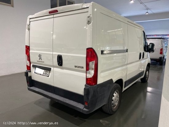 Peugeot Boxer Furgón 2.2BlueHDI 330 L1H1 S&S 120 - GARANTIA MECANICA - Barcelona