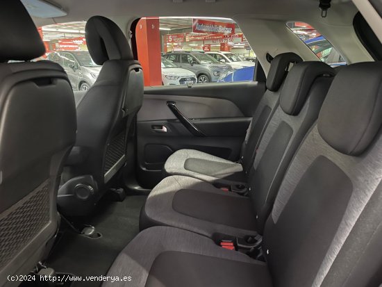 Citroën C4 Spacetourer 5 AÑOS GARANTÍA - El Prat de Llobregat