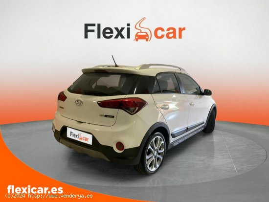 Hyundai i20 1.0 TGDI 74kW (100CV) Tecno - Esplugues de Llobregat