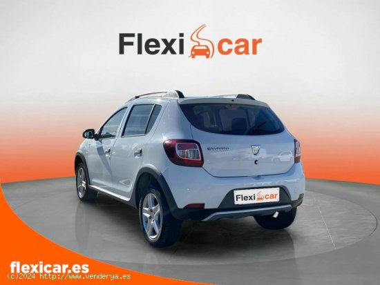 Dacia Sandero Stepway dCi 90 - Pamplona