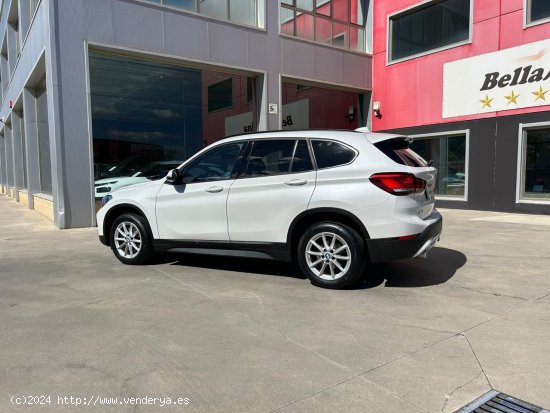 BMW X1 sDrive18dA Business - Parla