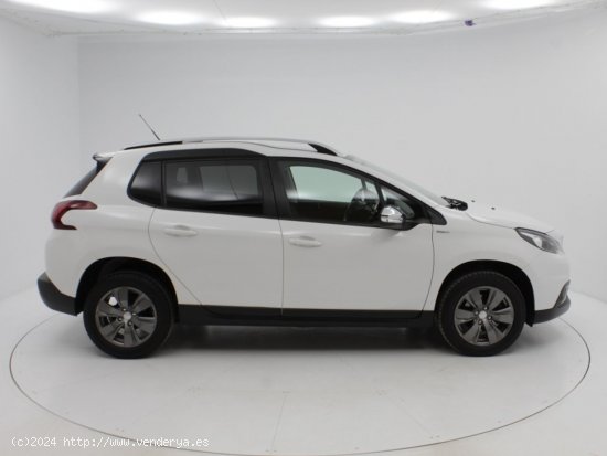 Peugeot 2008 Style BlueHDi 73KW (100CV) S&S - Sabadell