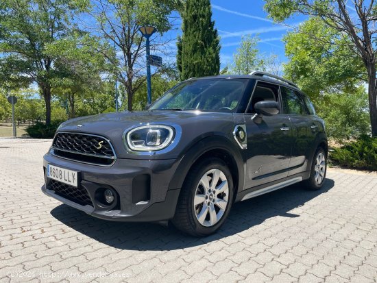 MINI Countryman Cooper S E ALL4 220cv. *IVA deducible* *Modelo nuevo* *Pegatina Cero* *Híbrido ench