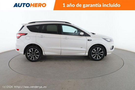 Ford Kuga 2.0 TDCi 4x4 STLine - 