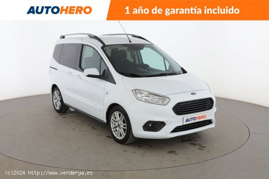 Ford Tourneo Courier 1.0 EcoBoost Titanium - 