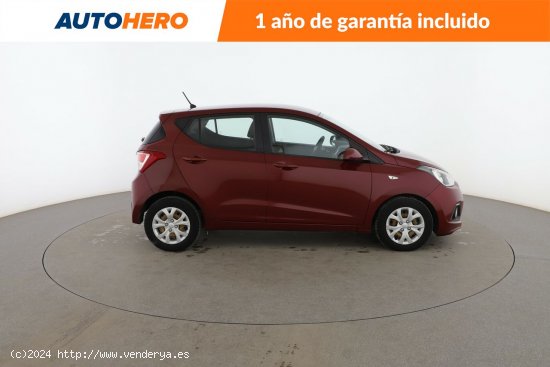 Hyundai i10 1.0 Tecno Orange - 