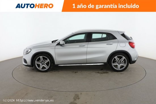 Mercedes GLA 200 AMG Line - 