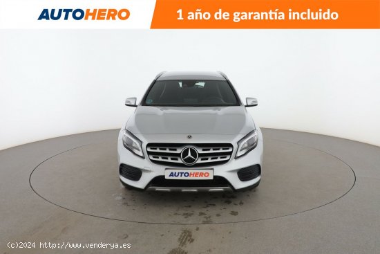 Mercedes GLA 200 AMG Line - 