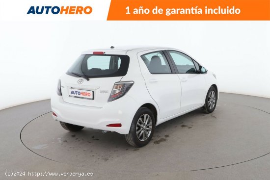 Toyota Yaris 1.3 VVT-i Advance - 