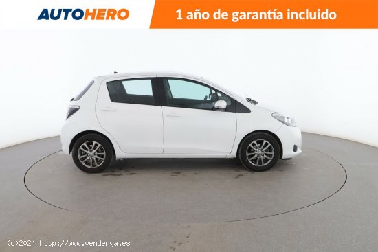 Toyota Yaris 1.3 VVT-i Advance - 