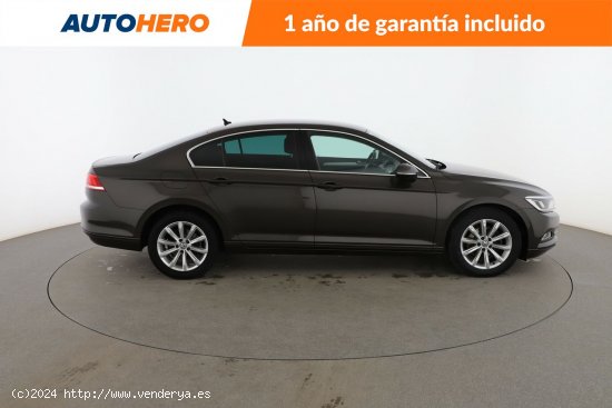 Volkswagen Passat 1.6 TDI Advance BMT - 