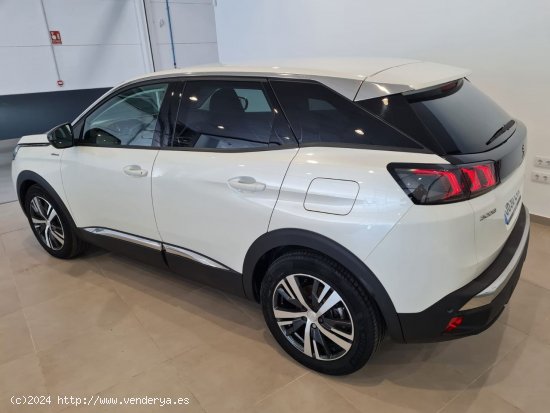 Peugeot 3008 Hybrid Allure Pack HYBRID 225 - BADAJOZ