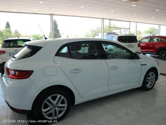 RENAULT MÃ©gane en venta en Santa Fe (Granada) - Santa Fe