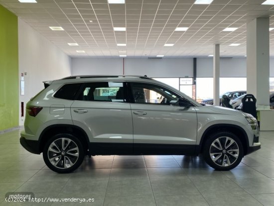 Skoda Karoq 1.5 TSI 110kW (150CV) ACT Style de 2024 con 29 Km por 28.300 EUR. en Malaga