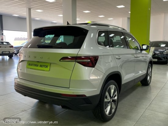 Skoda Karoq 1.5 TSI 110kW (150CV) ACT Style de 2024 con 29 Km por 28.300 EUR. en Malaga