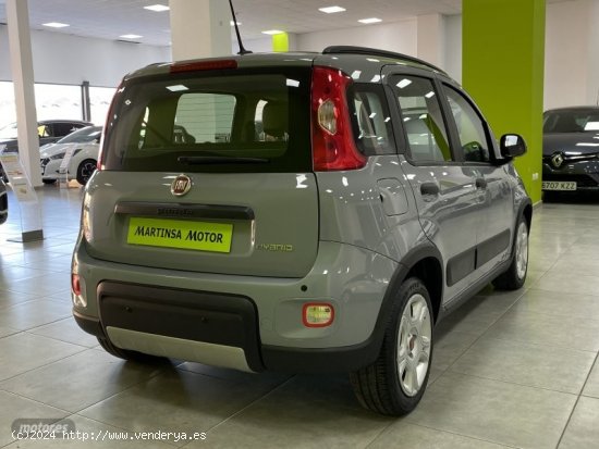 Fiat Panda City Life 1.0 Hybrid 51kW (70cv) de 2023 con 24.000 Km por 12.800 EUR. en Malaga