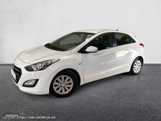  Hyundai i30 1.4 MPI BD Klass 100 de 2016 con 102.100 Km por 9.900 EUR. en Huelva 