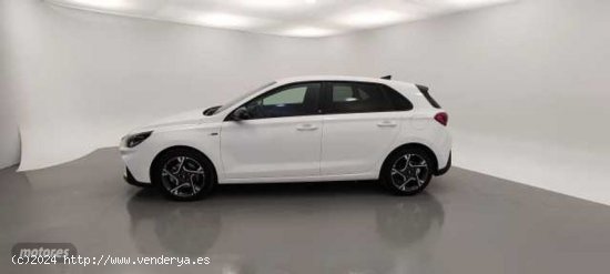 Hyundai i30 1.0 TGDI N Line 30A 120 de 2023 con 13.900 Km por 21.900 EUR. en Barcelona